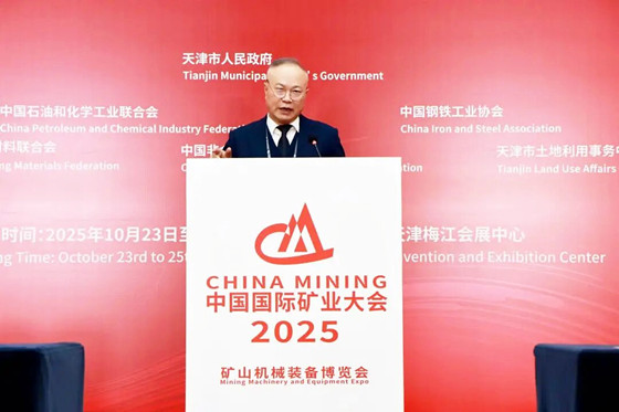 mr-zhang-yunlong-chairman-of-xinhai-mining-3.jpg