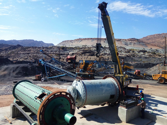 mining-equipment-lifting-installation.jpg
