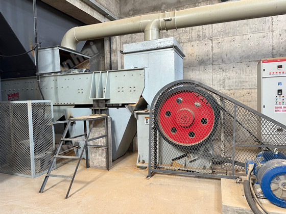 gold-ore-crushing-screening.jpg gold-ore-crushing-screening.jpg