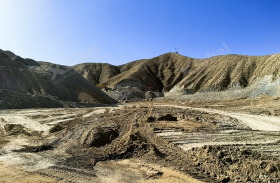 01-high-altitude-tailings-dam-site_副本.jpg
