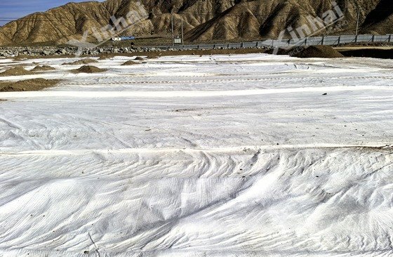 04-geotextile-liner-placement.jpg