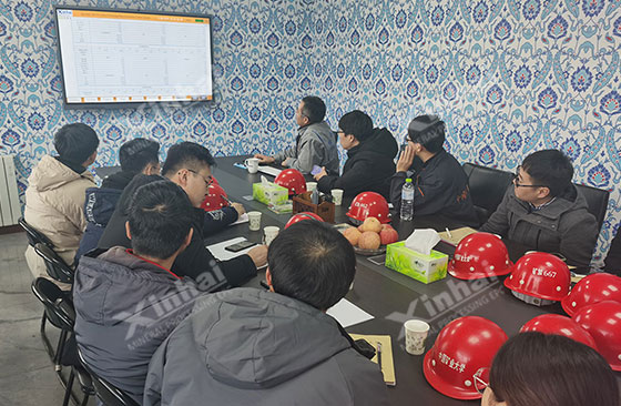 Ming Design Institute automation section chief Wencai Yu explained mine automation control