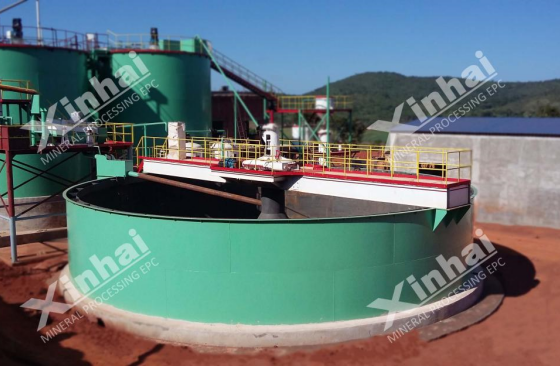Bauxite-thickener