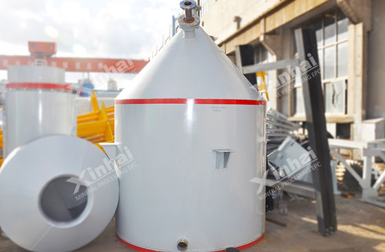 Carbon storage tank of gold extraction