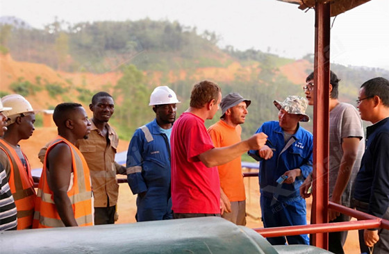 Xinhai-on‑site-project-personnel.jpg